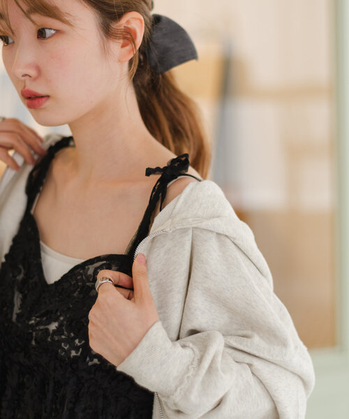 Kastane チュニック 「前後2WAY」ウェーブ刺繍チュール