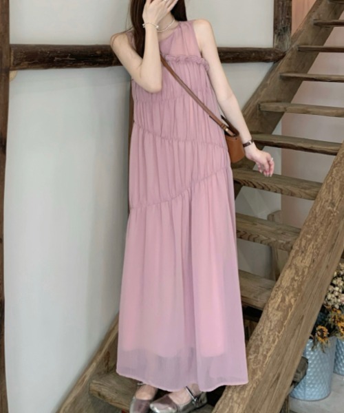 FAVORITO ワンピース ギャザーフリルクルーネック袖なしワンピース