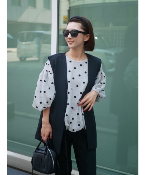 Bibiy. ドット柄(お花)フレアバルーントップス Bibiy. ドット柄(お花)フレアバルーントップス Bibiy. ドット柄(お花