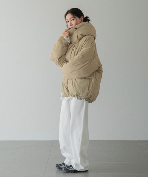 ローリーズファーム　LFM(U) エアサーマル2WAYパーカー　ベージュ　M LOWRYS FARM（ローリーズファーム） ダウンジャケット ダウン 「LFM(U