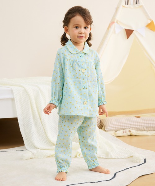 Combi mini パジャマ おなか安心ボタン付き長袖前開きガーリーガーゼ