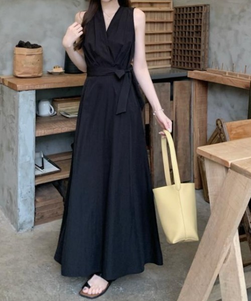 FAVORITO ワンピース ノースリーブVネックワンピース : ZOZOTOWN Yahoo