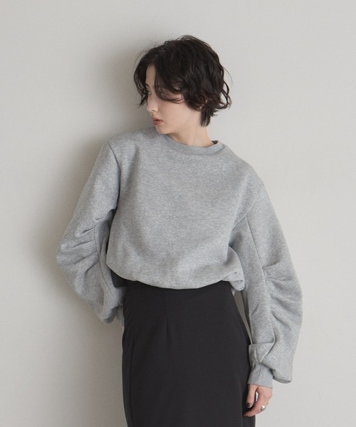 &. NOSTALGIA（ノスタルジア） トレーナー スウェット 裏起毛バルーン