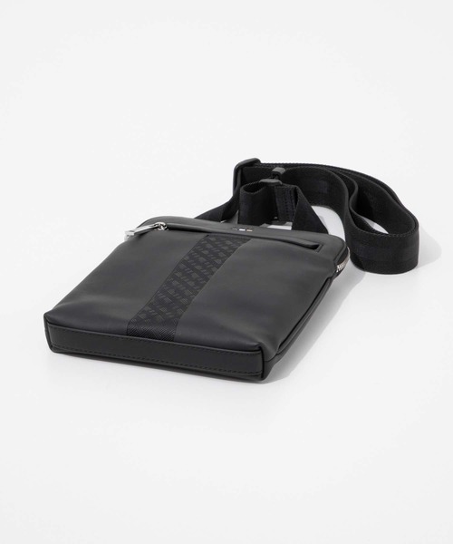 【新品未使用品 】ヒューゴボス　Ray L Monostrapスリングバッグ 新品未使用品 】ヒューゴボス Ray L Monostrapスリングバッグ - メルカリ