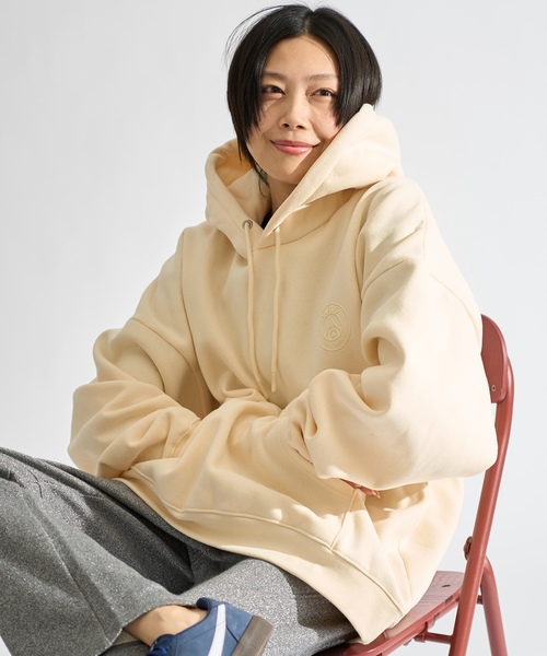 PARIS SAINT-GERMAIN」 プルオーバーパーカー X-LARGE ベージュ メンズ