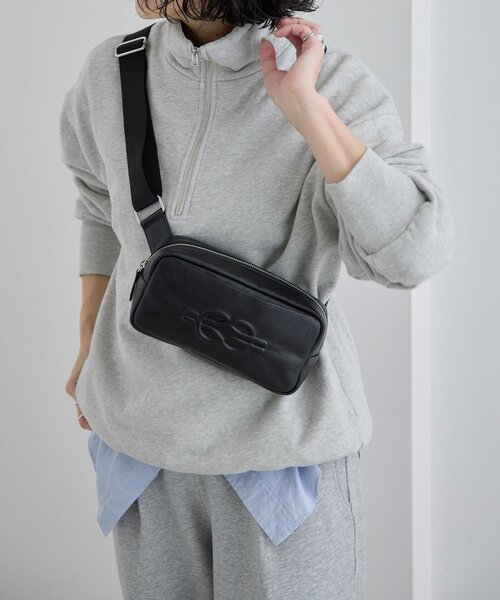 ear PAPILLONNER（イア パピヨネ） ショルダーバッグ バッグ 「本革