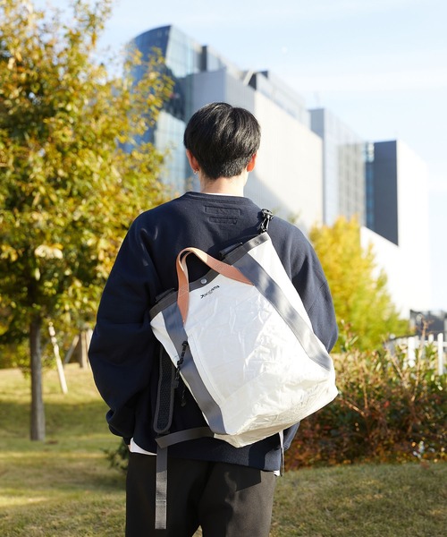 riyoooochi【新品未使用】カオス☆エアーパックブルゾン ホワイト yoccatta TOKYO デイバック リュック yoccatta TOKYO/ヨカッタ