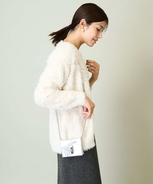 a.v.v ショルダーバッグ バッグ チェーンミニショルダーバッグ