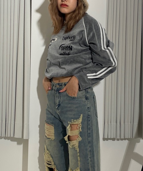 Roger&Raw ニット セーター ショート丈ベロアワッペントップス
