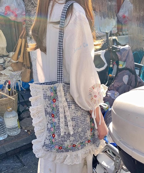 m*e様 ✿ お花と子猫の贅沢フリル＆レース トートバッグ ✿ハンドメイド 569b5cf6b02a5dd4afcd19127ca69e
