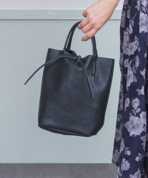 なおママ 美品✨MARLON 2wayトートバッグ シボ革 ブラック なおママ様専用 美品✨MARLON 2wayトートバッグ シボ革 ブラック