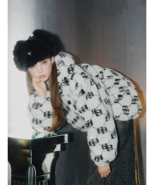 GYDA（ジェイダ） ブルゾン アウター GGラメボアBIGブルゾン