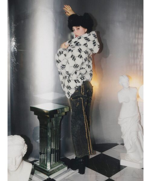 GYDA（ジェイダ） ブルゾン アウター GGラメボアBIGブルゾン