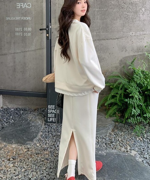 セットアップ オーバーサイズスウェットトップス ＆ スリットロング