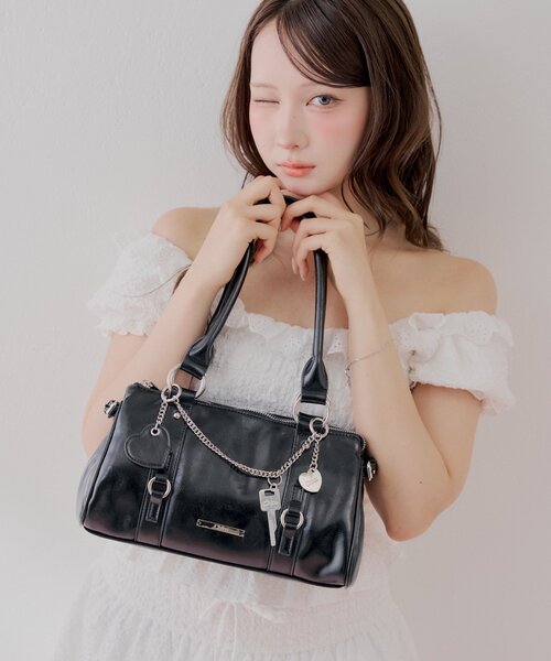 Chico（チコ） ボストンバッグ チェーンデザインハンドルボストン