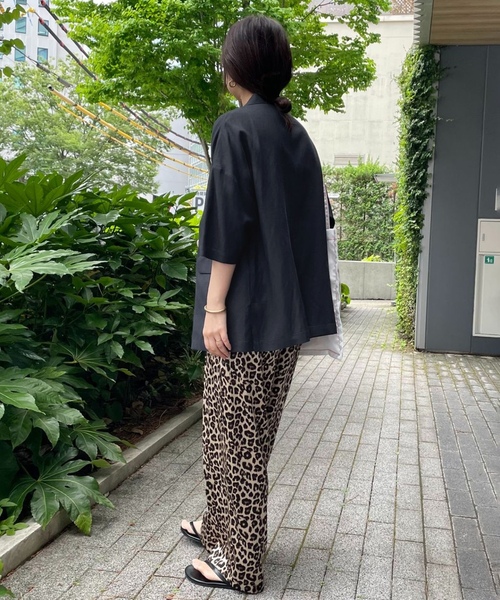 【美品】スローブイエナ リネンジャケット 黒 テーラード 24SS 美シルエット SLOBE IENA（スローブイエナ） テーラードジャケット 38 ネイビー