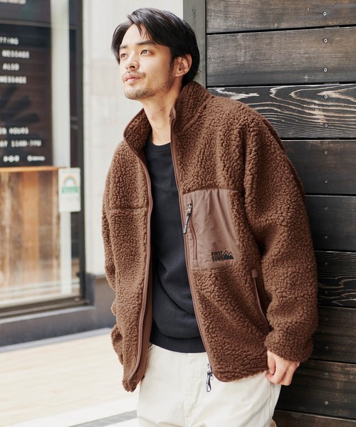 ファーストダウン フリースジャケット ノーカラー 茶 ブラウン F FIRST DOWN（ファーストダウン） ブルゾン アウター 「FIRST DOWN