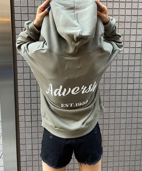 Roger&Raw トレーナー スウェット バック刺繍Vネックスウェット