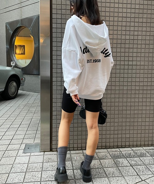 トレーナー スウェット バック刺繍Vネックスウェット レディース Roger&Raw トレーナー スウェット バック刺繍Vネックスウェット