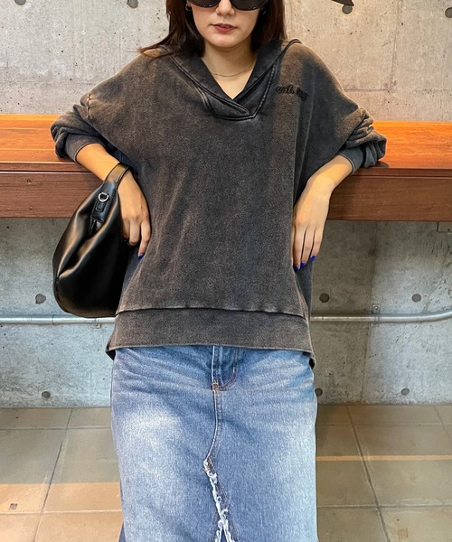 トレーナー スウェット バック刺繍Vネックスウェット レディース Roger&Raw トレーナー スウェット バック刺繍Vネックスウェット
