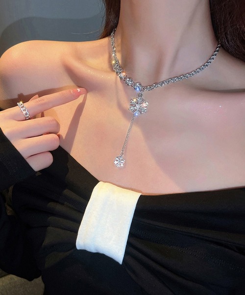 雪の結晶　ペンダントヘッド　pt950 ダイヤモンド 雪の結晶 ダイヤモンド ネックレス ダイヤ 18k k18 18金