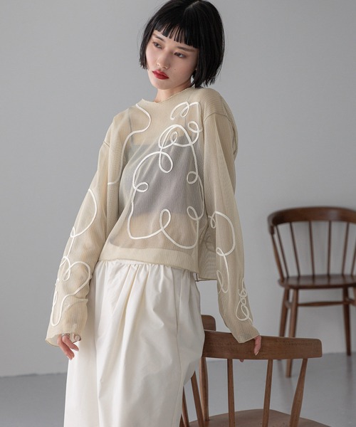 LOWRYS FARM（ローリーズファーム） tシャツ エンブロイダリープル