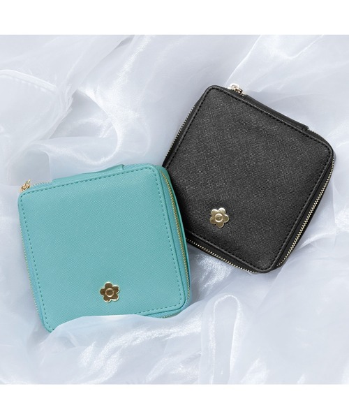 MARY QUANT（マリークヮント） ポーチ マリークワント サフィアーノ