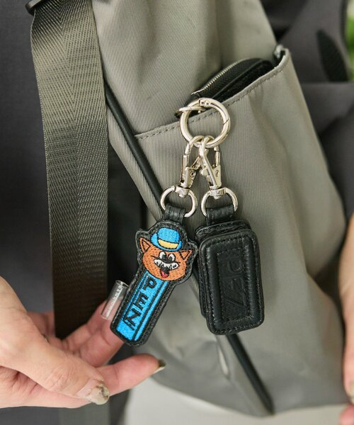 ear PAPILLONNER（イア パピヨネ） 財布 「PEZ(ペッツ)×ear」本革