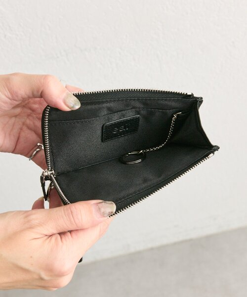 ear PAPILLONNER（イア パピヨネ） 財布 「PEZ(ペッツ)×ear」本革