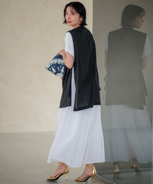 23区　未使用に近い　シアーマットクロス　ジレ ベージュ系 38　ベスト 23区 未使用に近い シアーマットクロス ジレ ベージュ系 38 ベスト 23