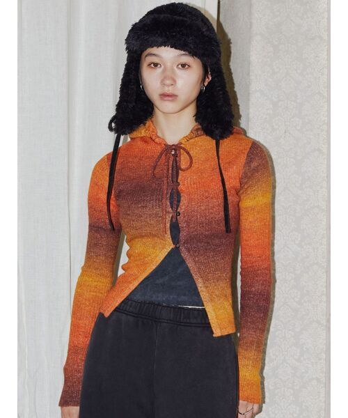 ニット セーター 「VEQUM」FRONT BUTTON HOOK KNIT レディース VEQUM ニット セーター 「VEQUM」FRONT BUTTON HOOK KNIT