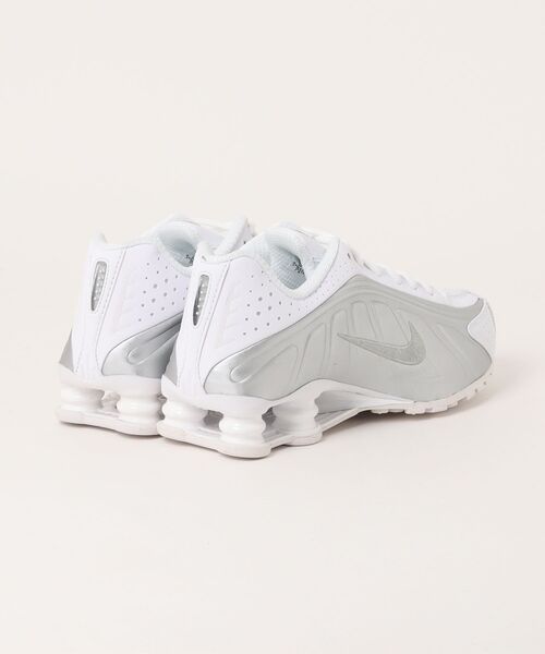 NIKE（ナイキ） スニーカー SHOX R4 ショックス R4 MHQ1988 101WHT/M