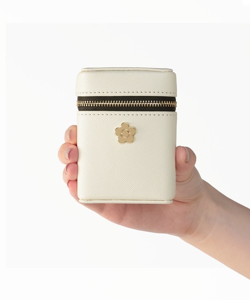 MARY QUANT（マリークヮント） ポーチ マリークワント サフィアーノ 