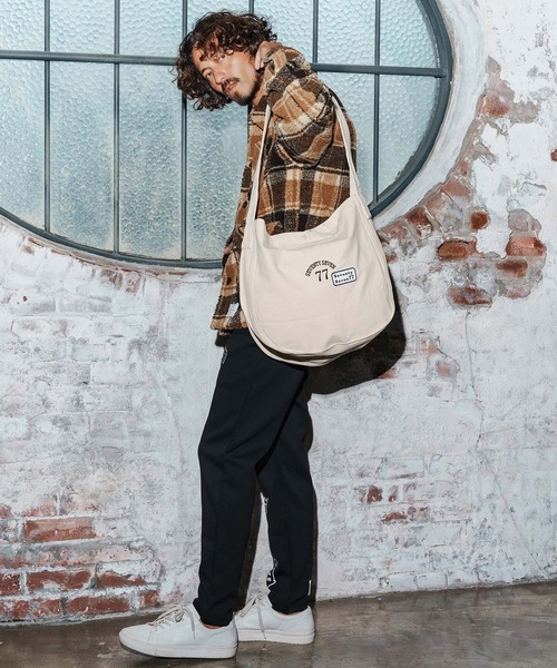 seventy seven ショルダーバッグ mko13169-embroidery newspaper bag