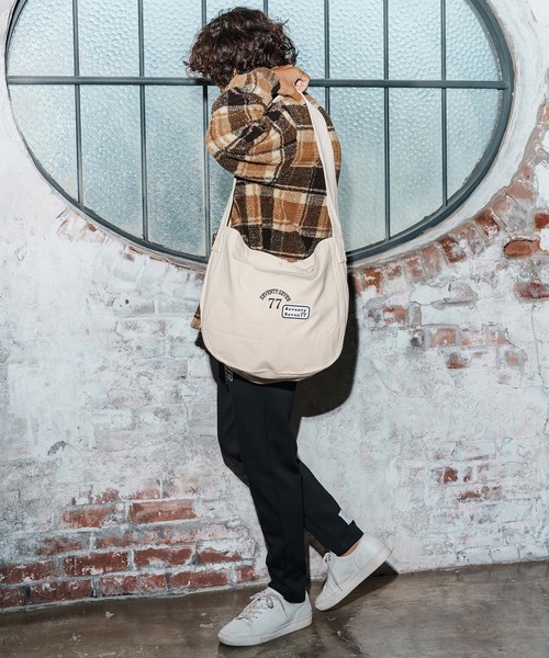 seventy seven ショルダーバッグ mko13169-embroidery newspaper bag