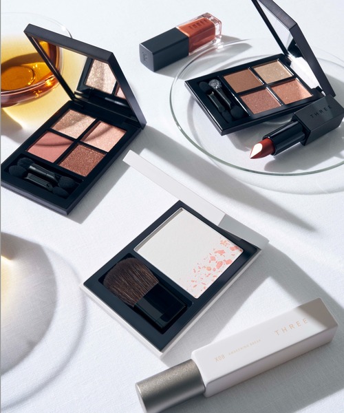 THREE（スリー） フェイスパウダー セイクリッドスペース フェイス