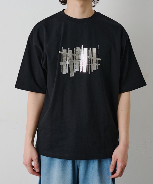COLONY 2139（コロニー トゥーワンスリーナイン） tシャツ