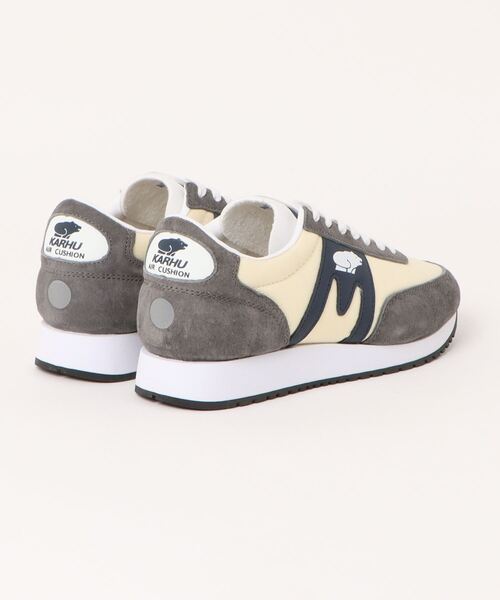 「KARHU」 ローカットスニーカー 24.0cm グレー メンズ_画像2