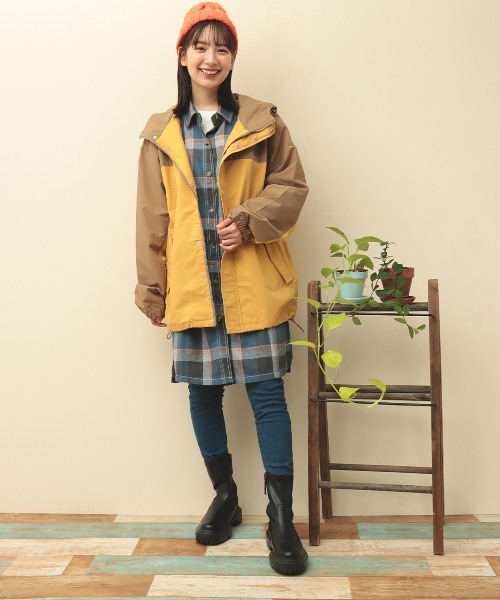 美品 日本製【TICCAキーネックカラーシャツワンピース チェックウール100% 美品 日本製【TICCAキーネックカラーシャツワンピース チェック