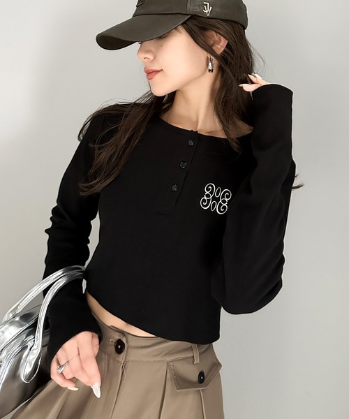 tシャツ 「mily bilet」指先も胸元も、あざと可愛い。ロゴ刺繍ヘンリーネッククロップドテレコリブカットソー レディース | mily bilet | 16