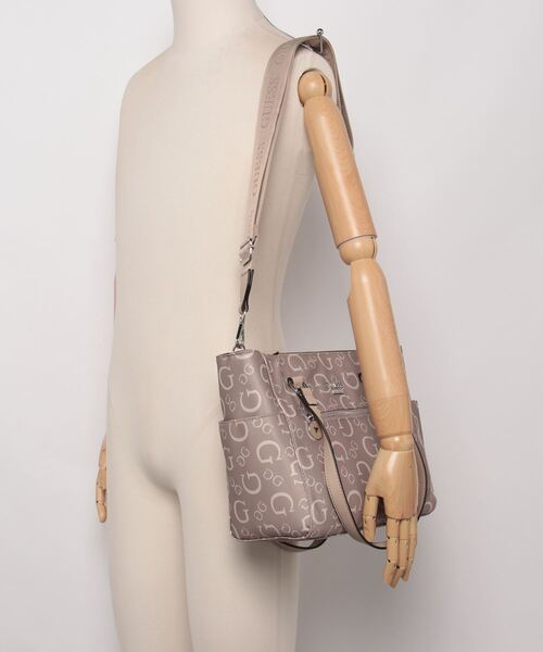 GUESS（ゲス） トートバッグ MADIX Tote トートバッグ レディース