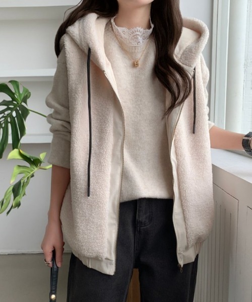 ABITOKYO（アビトーキョー） ベスト ジレ フーディ付きボアベスト