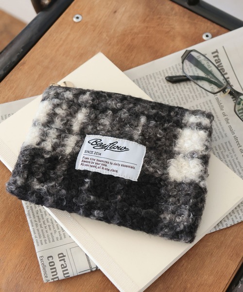 BAYFLOW（ベイフロー） ポーチ BFモコモコチェックフラットポーチ12.5