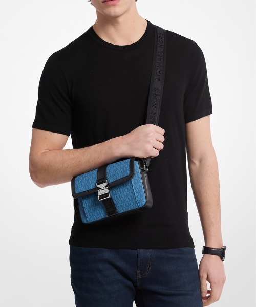 マイケルコース　HUDSON ショルダーバッグ　ブラック　ユニセックス MICHAEL KORS（マイケルコース） ショルダーバッグ HUDSON クロス