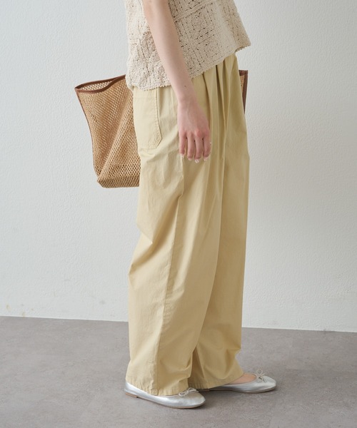 ワイドパンツ パンツ 高密度コットン製品染コクーンパンツ レディースの画像