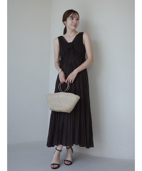 【お値下げ】anuans今季ワンピース☆完売品！サイズS/未使用品♪ anuans（アニュアンス） ワンピース プリーツリンクルワンピース