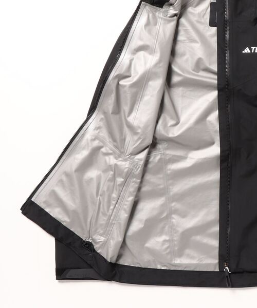 adidasアディダス　テックロングウーブンジャケット　マウンテンパーカーレイン adidas（アディダス）の「テック ロングウーブンジャケット