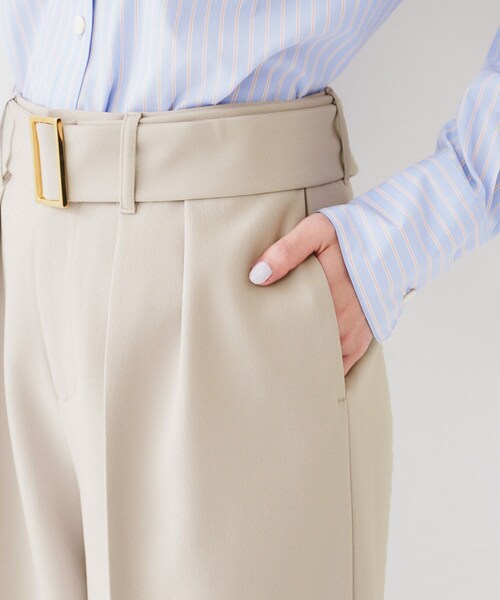 UNTITLED パンツ ベルト付き2タックパンツ レディース