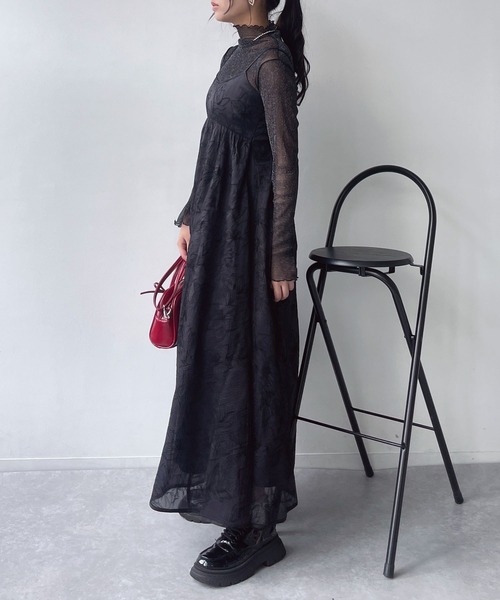 【DKNY】モノトーンのミディ丈フレアワンピース AS KNOW ワンピース ○アソートフラワーデザイン フレアキャミ
