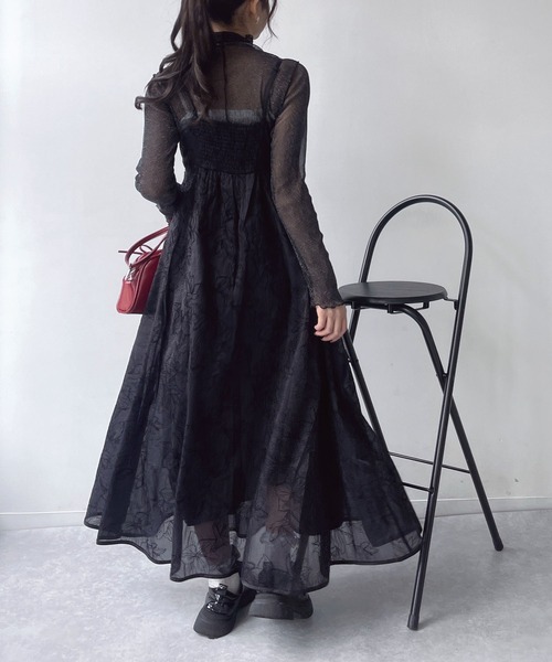 【DKNY】モノトーンのミディ丈フレアワンピース ダナキャランニューヨーク DKNY ☆$99 サイドロゴテープ襟付きV